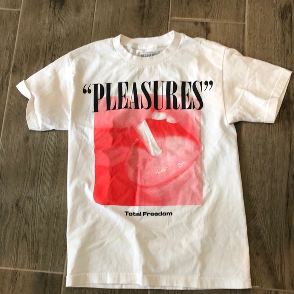 Pleasures Other - Pleasures Total Freedom Tee